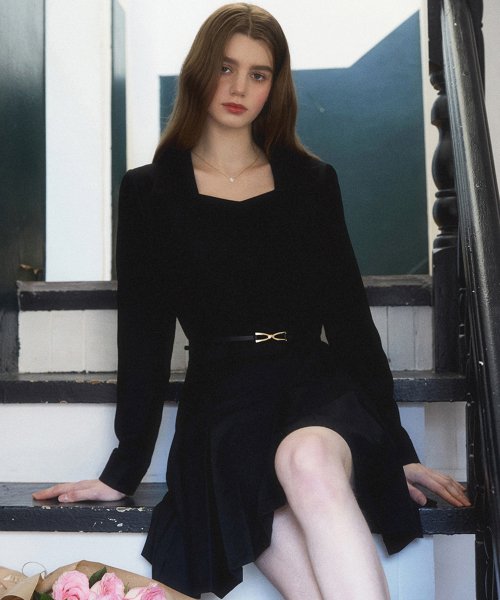 RANUN BELTED PLEATS MINI OPS BLACK