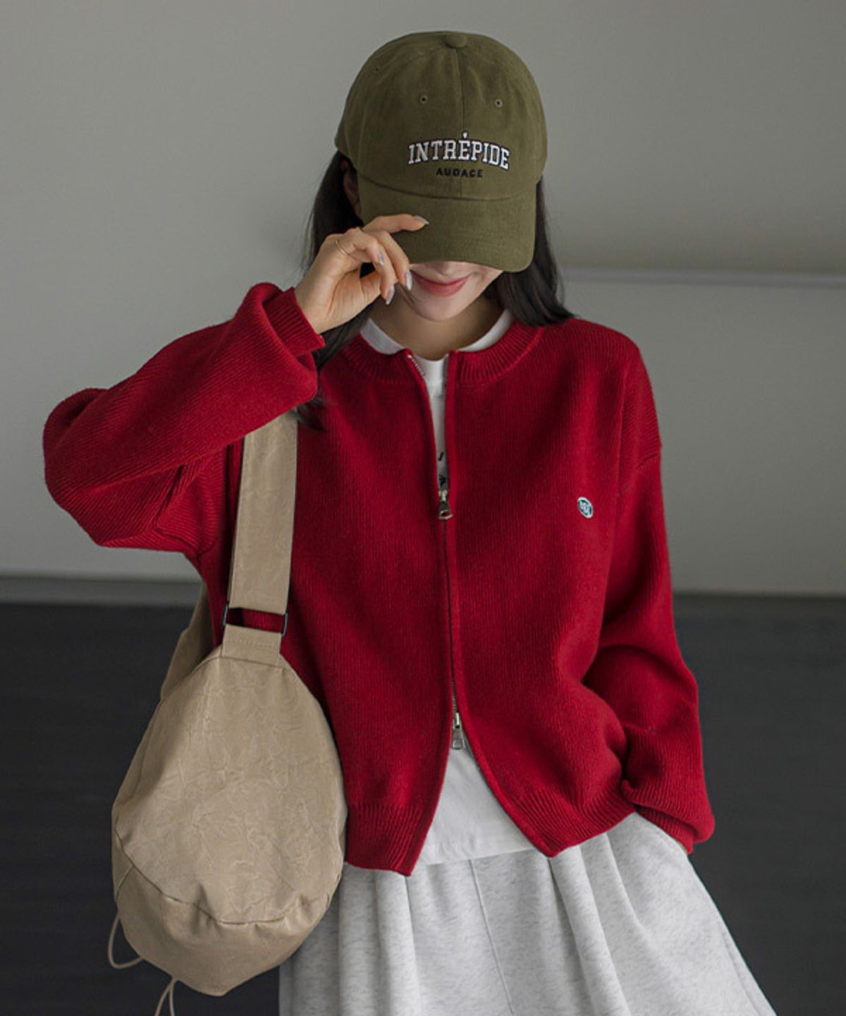 코스에그 자수 투웨이 니트집업 가디건