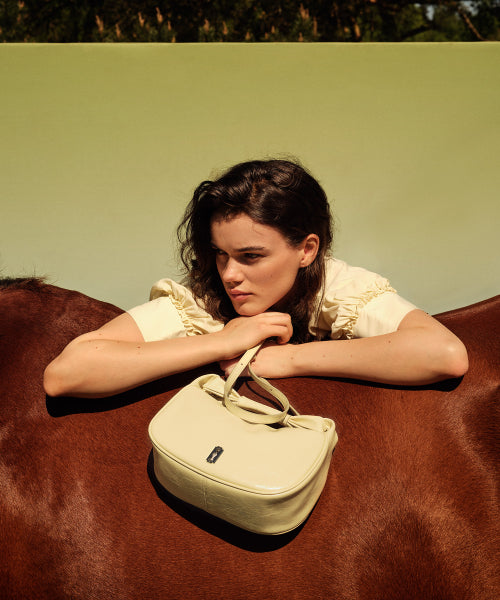 Halfmoon Coconut Mini Tote (하프문 코코넛 미니 토트)_3colors