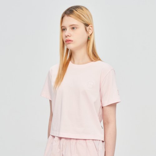F232WTS621 우먼스 슬롯 크롭 티셔츠 1 PINK