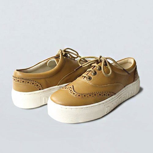 소가죽 윙팁 스니커즈 크리스텔라 탄