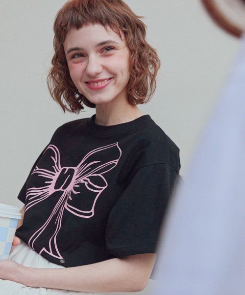 BIG RIBBON LINE T SHIRT BLACK PINK