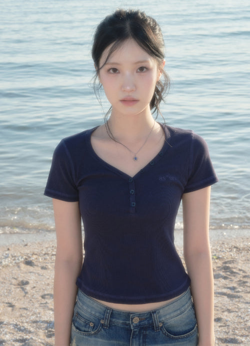 LEAF BUTTON T / NAVY