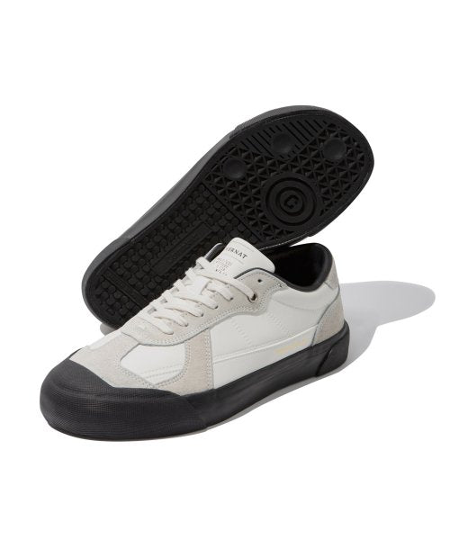 Ditto Ami Black White