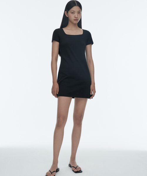 우먼즈 스퀘어 넥 저지 미니 드레스 [블랙]