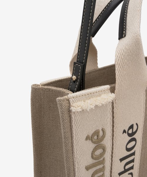 스몰 린넨 우디 캔버스 토트백 - 베이지 / CHC23SS369J7220H