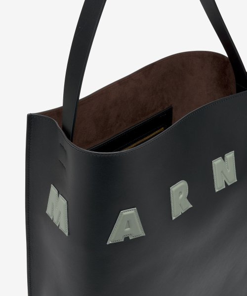 뮤제오 호보 라지 숄더백 - 블랙 스테페 / SHMP0112U0P6483ZO723