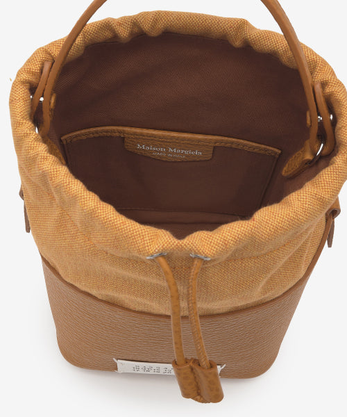 스몰 5AC 버킷백 - 머스타드 / S61WG0035P4348T2336