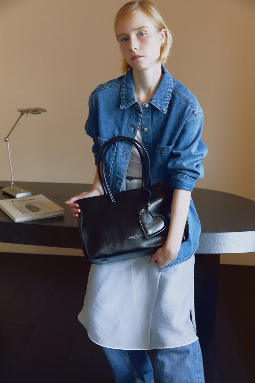 [젤리백] 블랙 글로시 레더 숄더 및 크로스백 (15인치 노트북 수납)