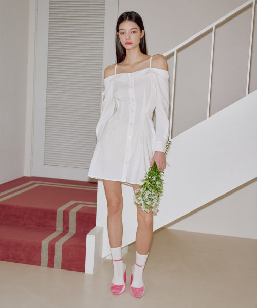 오프숄더 하프 플리츠 셔츠 원피스 [WHTIE]
