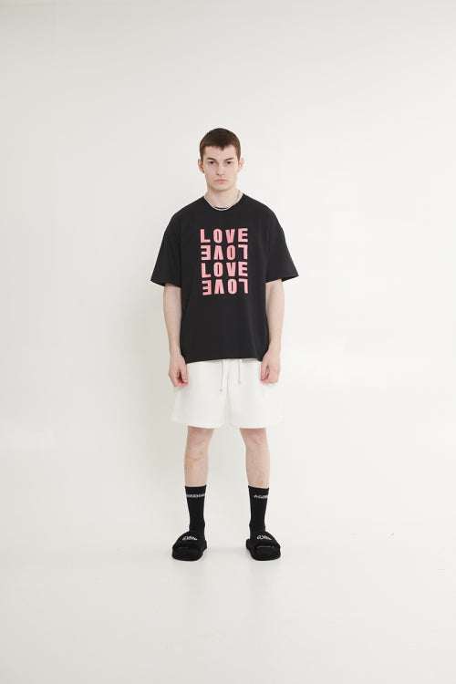 [UNISEX]  LOVE SWITCH TSHIRT (BLACK)