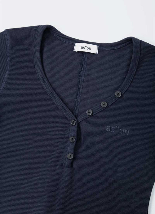 LEAF BUTTON T / NAVY