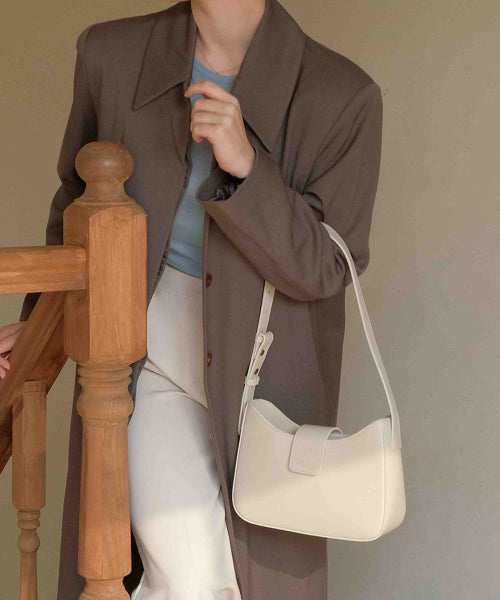 클래식 엠보 호보백 (Ivory)