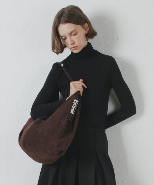 [마스마룰즈X곰송이에디션] 윙 스웨이드백 _초코브라운