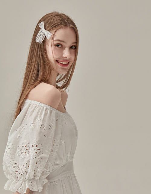 리디아 펀칭 백리스 미니 원피스