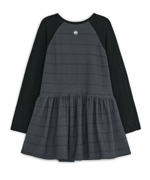 엔젤 패치 레글런 드레스 (블랙 차콜)