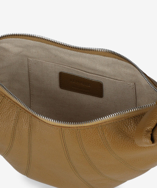 스몰 그레인 레더 크루아상 숄더백 - 브론즈 카키 / BG0003LL0018GR676