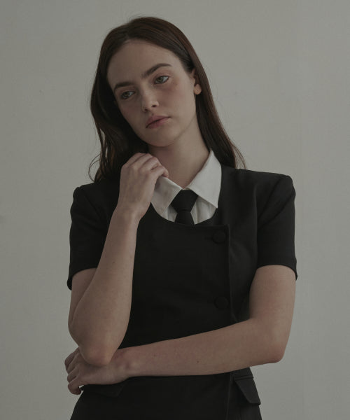 젠 라운드 넥 하프슬리브 수트 자켓 드레스 - 블랙